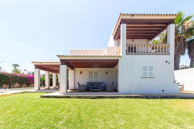 4 Zimmer Villa zu verkaufen in Cala d'Or, Santanyí mit Pool - 1.150.000 € (Ref: 9804798)