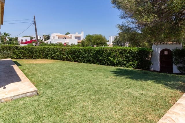 4 Zimmer Villa zu verkaufen in Cala d'Or, Santanyí mit Pool - 1.150.000 € (Ref: 9804798)