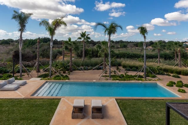 5 soveværelse Villa til salg i Portocolom, Felanitx med garage - € 3.950.000 (Ref: 9804799)