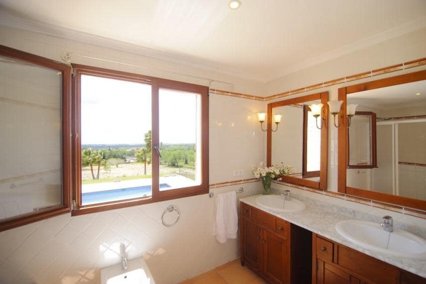 3 soveværelse Finca/Landehus til salg i L'Horta / S'Horta med swimmingpool - € 3.000.000 (Ref: 9804801)