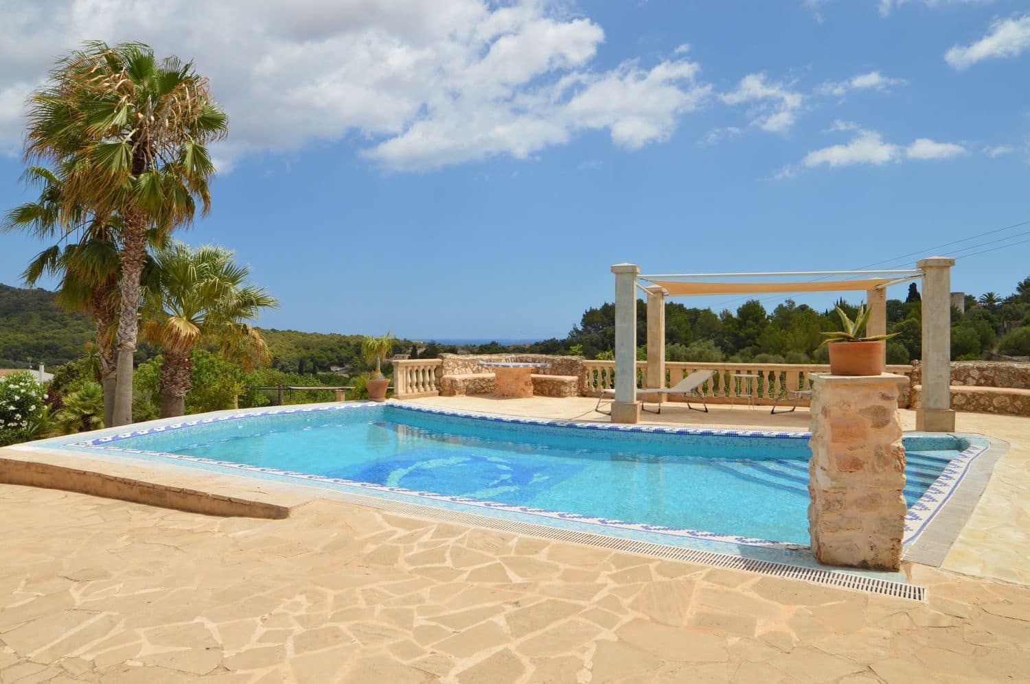 6 makuuhuone Maalaistalo myytävänä paikassa Es Carritxo / El Carritxo mukana uima-altaan - 1 800 000 € (Ref: 9804803)