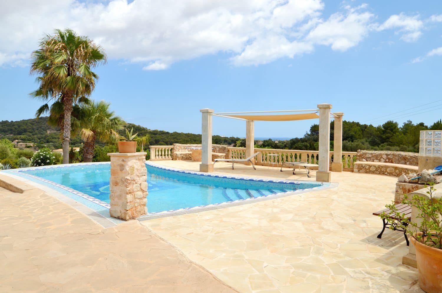 6 makuuhuone Maalaistalo myytävänä paikassa Es Carritxo / El Carritxo mukana uima-altaan - 1 800 000 € (Ref: 9804803)