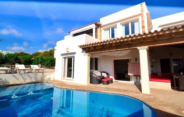 4 Zimmer Villa zu verkaufen in Cala d'Or, Santanyí mit Pool Garage - 1.750.000 € (Ref: 9804805)