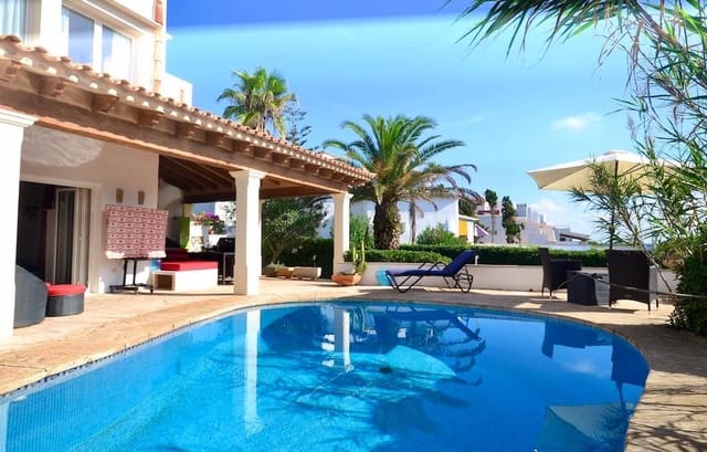 4 Zimmer Villa zu verkaufen in Cala d'Or, Santanyí mit Pool Garage - 1.750.000 € (Ref: 9804805)
