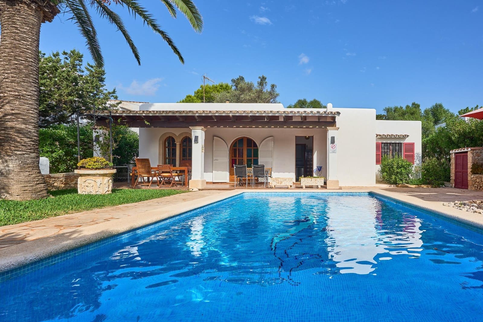 3 sypialnia Willa na sprzedaż w Cala d'Or z basenem - 880 000 € (Ref: 9818344)