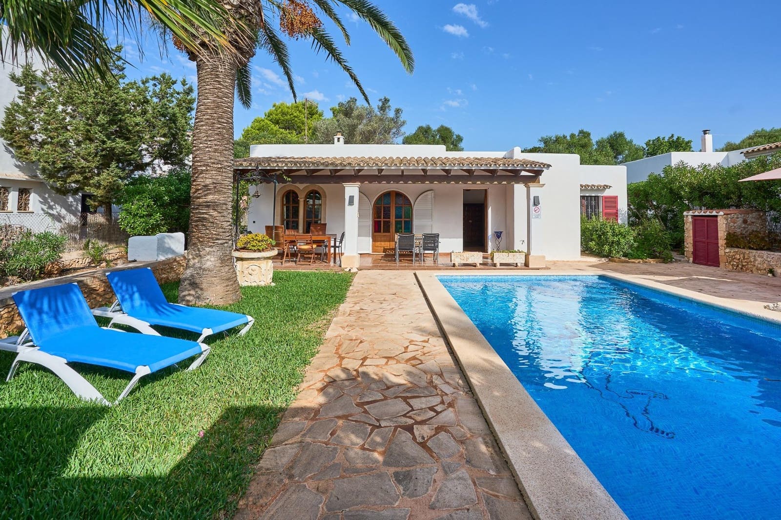 3 sypialnia Willa na sprzedaż w Cala d'Or z basenem - 880 000 € (Ref: 9818344)