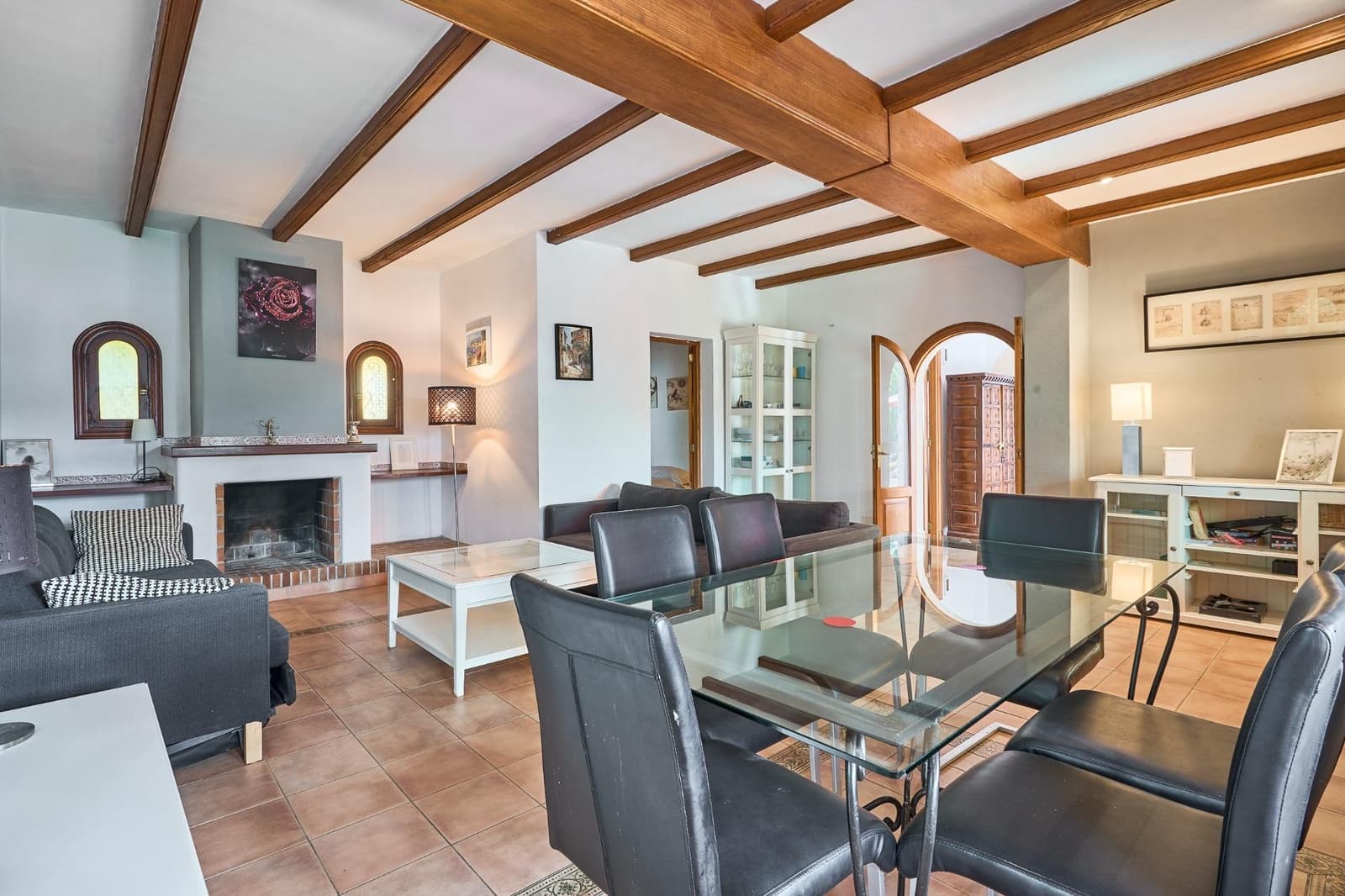 3 sypialnia Willa na sprzedaż w Cala d'Or z basenem - 880 000 € (Ref: 9818344)
