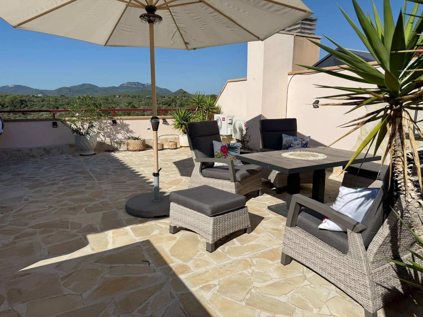 2 quarto Penthouse para venda em Calas de Mallorca com piscina - 495 000 € (Ref: 9846535)
