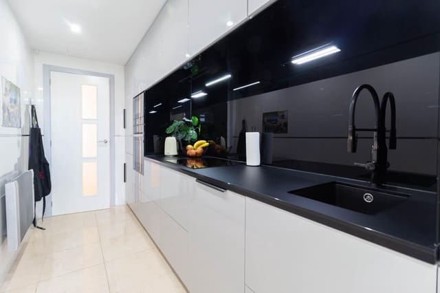 2 Zimmer Penthouse zu verkaufen in Calas de Mallorca, Manacor mit Pool - 460.000 € (Ref: 9846535)