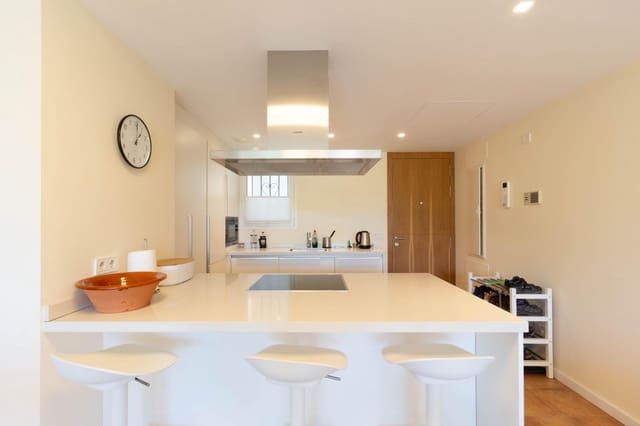 3 slaapkamer Appartement te koop in Portocolom, Felanitx met zwembad - € 575.000 (Ref: 9878971)