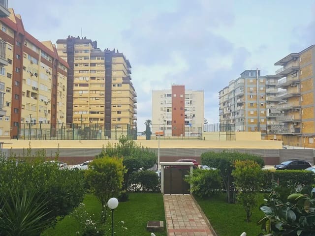 1 bedroom Flat for sale in Gandia - € 149,000 (Ref: 10000202)