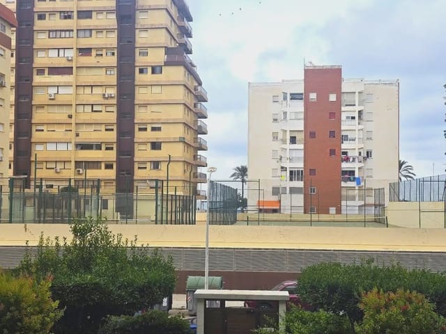 1 bedroom Flat for sale in Gandia - € 149,000 (Ref: 10000202)