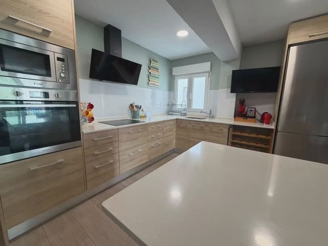 4 Zimmer Wohnung zu verkaufen in Gandia - 249.900 € (Ref: 10000203)