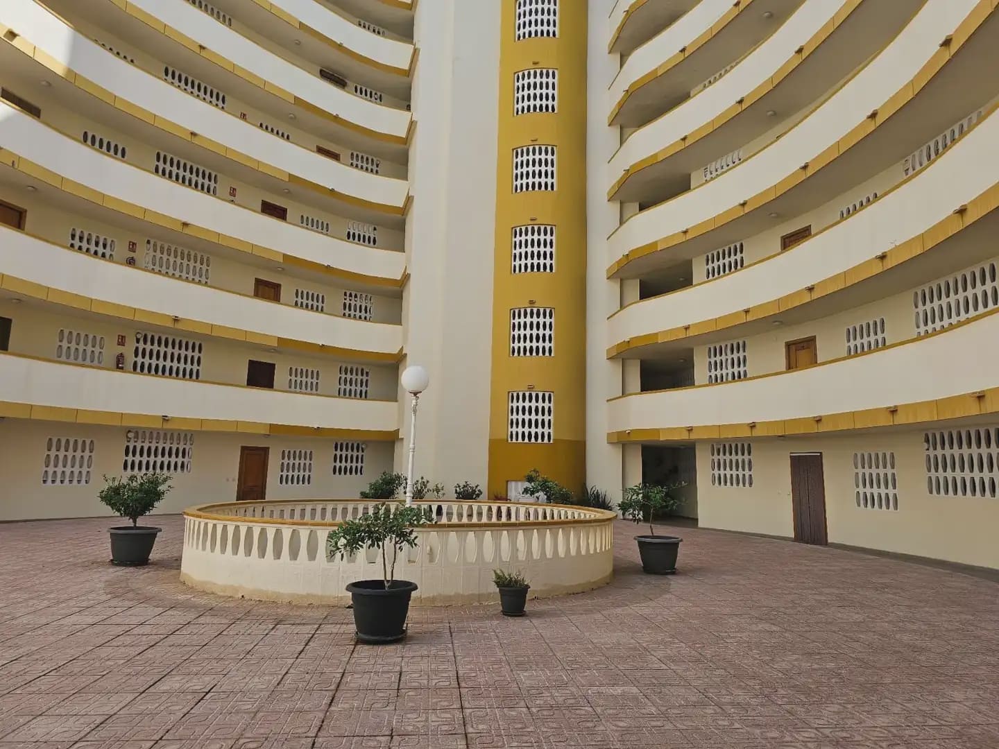 3 bedroom Flat for sale in Gandia with pool - € 224,900 (Ref: 10002549)