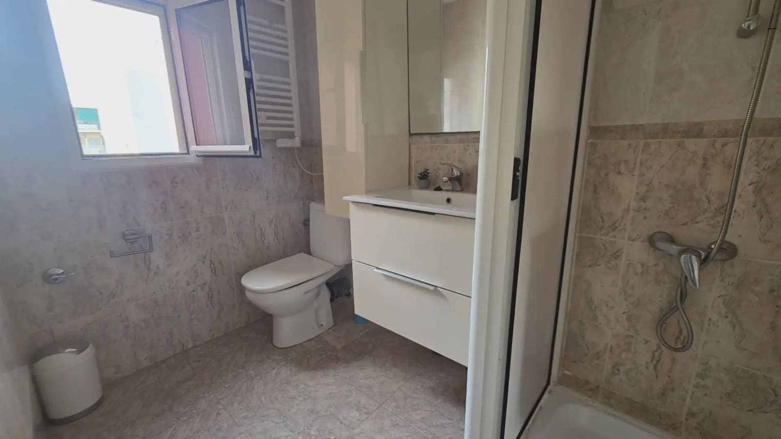 2 slaapkamer Flat te koop in Gandia - € 125.000 (Ref: 10029792)