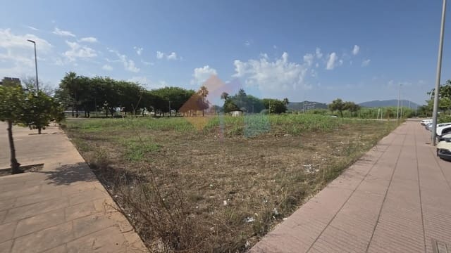 Building Plot for sale in Piles - € 525,600 (Ref: 10031359)