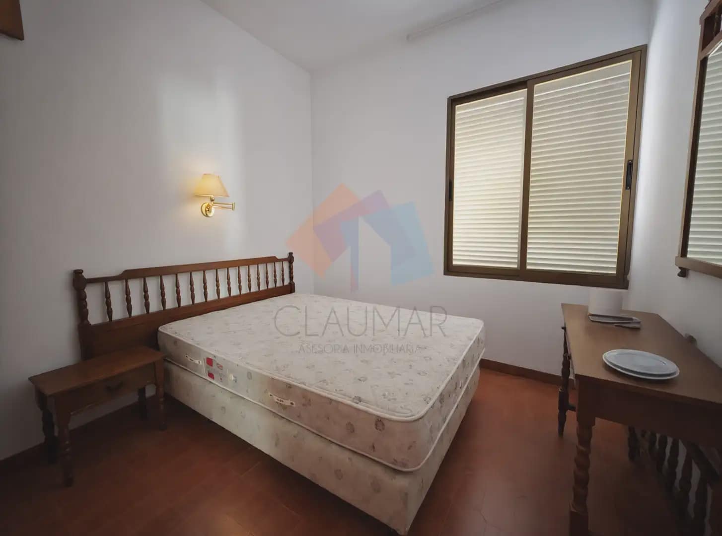 8 makuuhuone Paritalo myytävänä paikassa Montichelvo mukana uima-altaan - 180 000 € (Ref: 10034364)