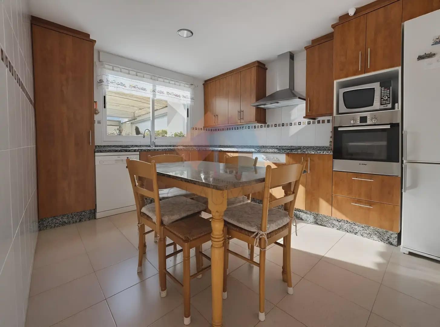 4 bedroom Terraced Villa for sale in Gandia with pool garage - € 389,900 (Ref: 10055779)