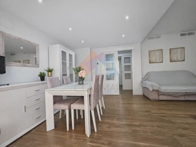Piso de 3 habitaciones en Gandia en alquiler con garaje - 975 € (Ref: 10060813)