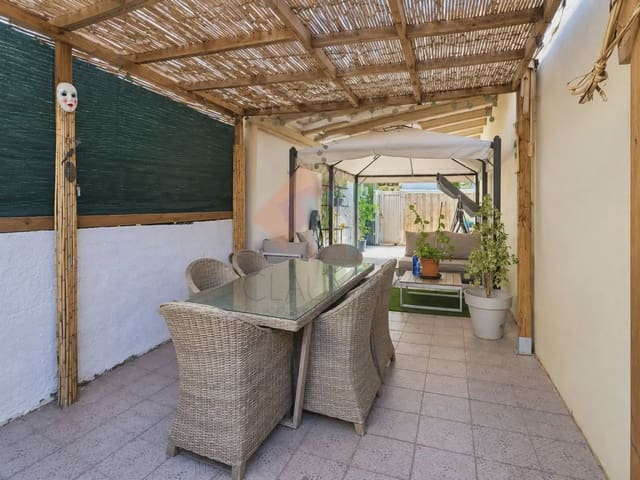 3 bedroom Townhouse for sale in Gandia - € 415,000 (Ref: 10080249)