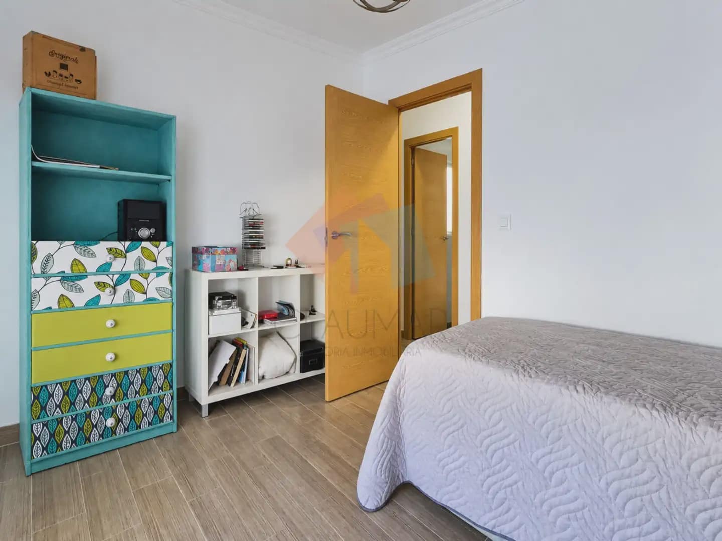 Casa de 6 habitaciones en Oliva en venta - 220.000 € (Ref: 10084938)