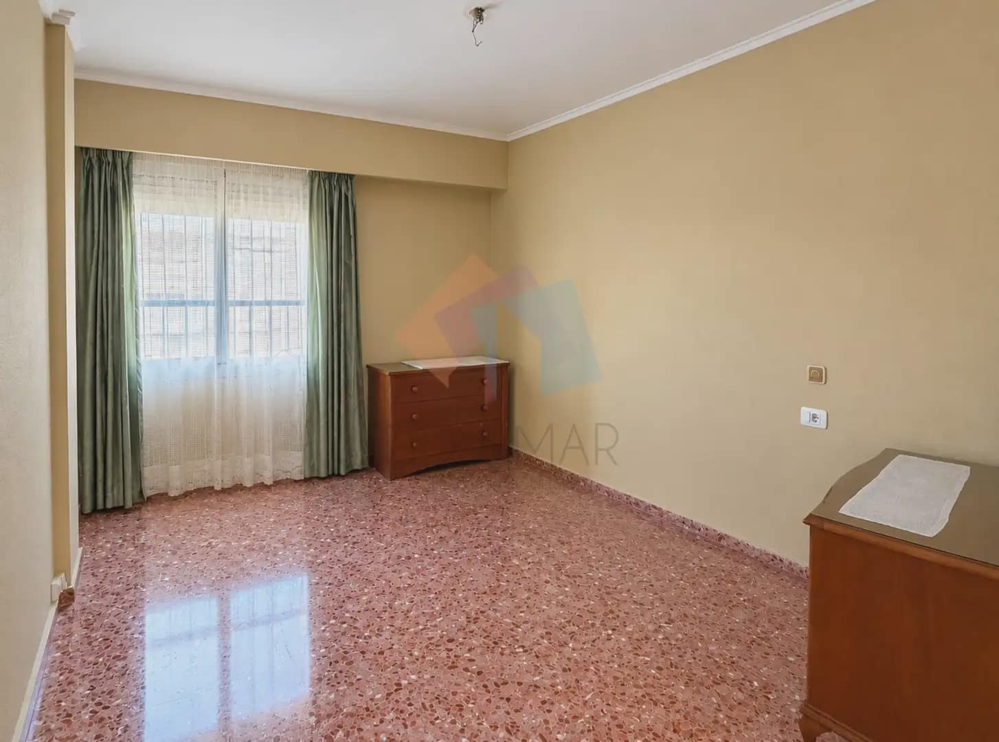 4 bedroom Flat for sale in Gandia - € 209,000 (Ref: 10156962)