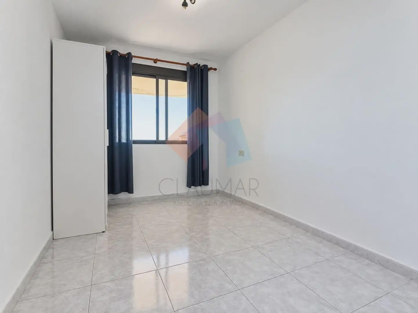 4 bedroom Flat for sale in Miramar - € 199,900 (Ref: 10166809)