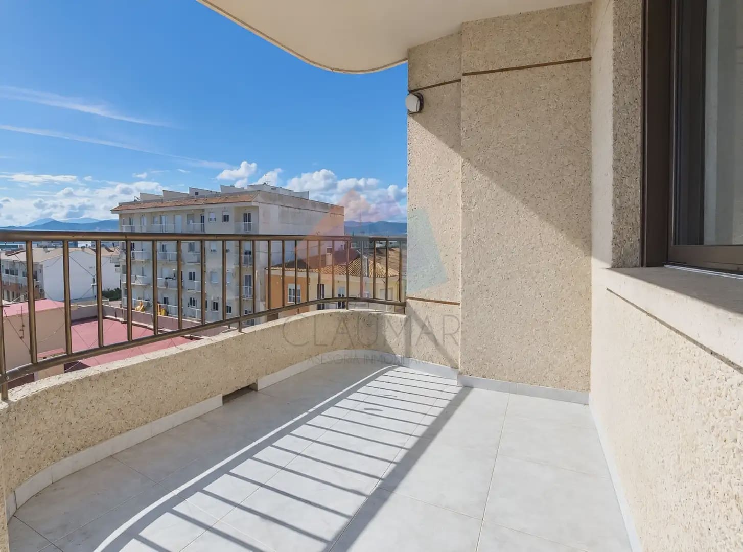 4 bedroom Flat for sale in Miramar - € 199,900 (Ref: 10166809)
