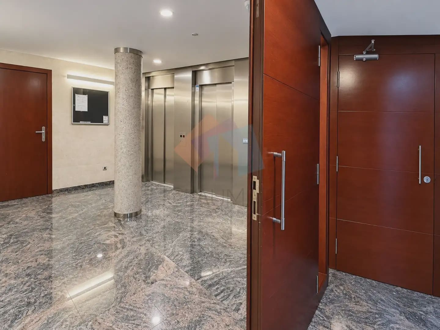 2 slaapkamer Flat te koop in Denia - € 349.000 (Ref: 10176173)
