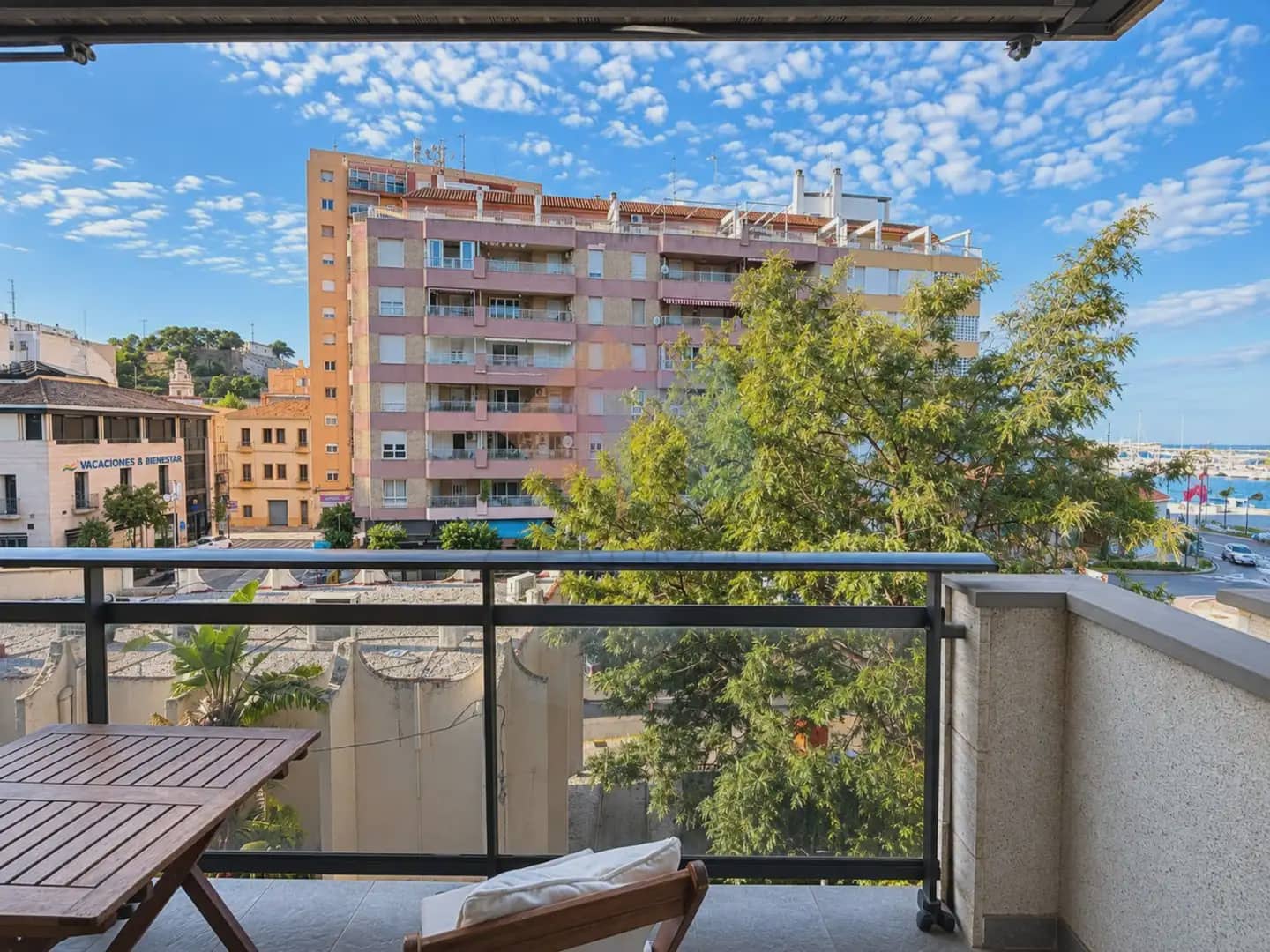 2 slaapkamer Flat te koop in Denia - € 349.000 (Ref: 10176173)