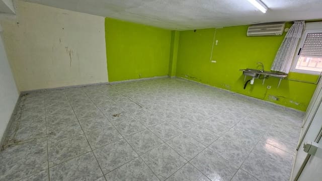 Commercial for sale in Xeraco - € 99,000 (Ref: 8034514)