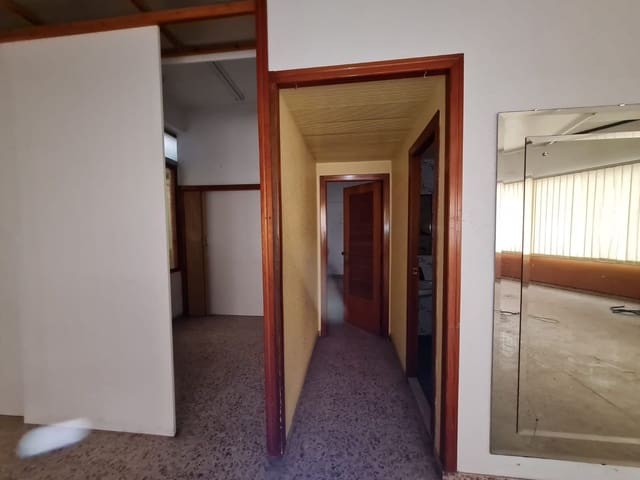 Commercial for sale in Villalonga - € 125,000 (Ref: 8034555)