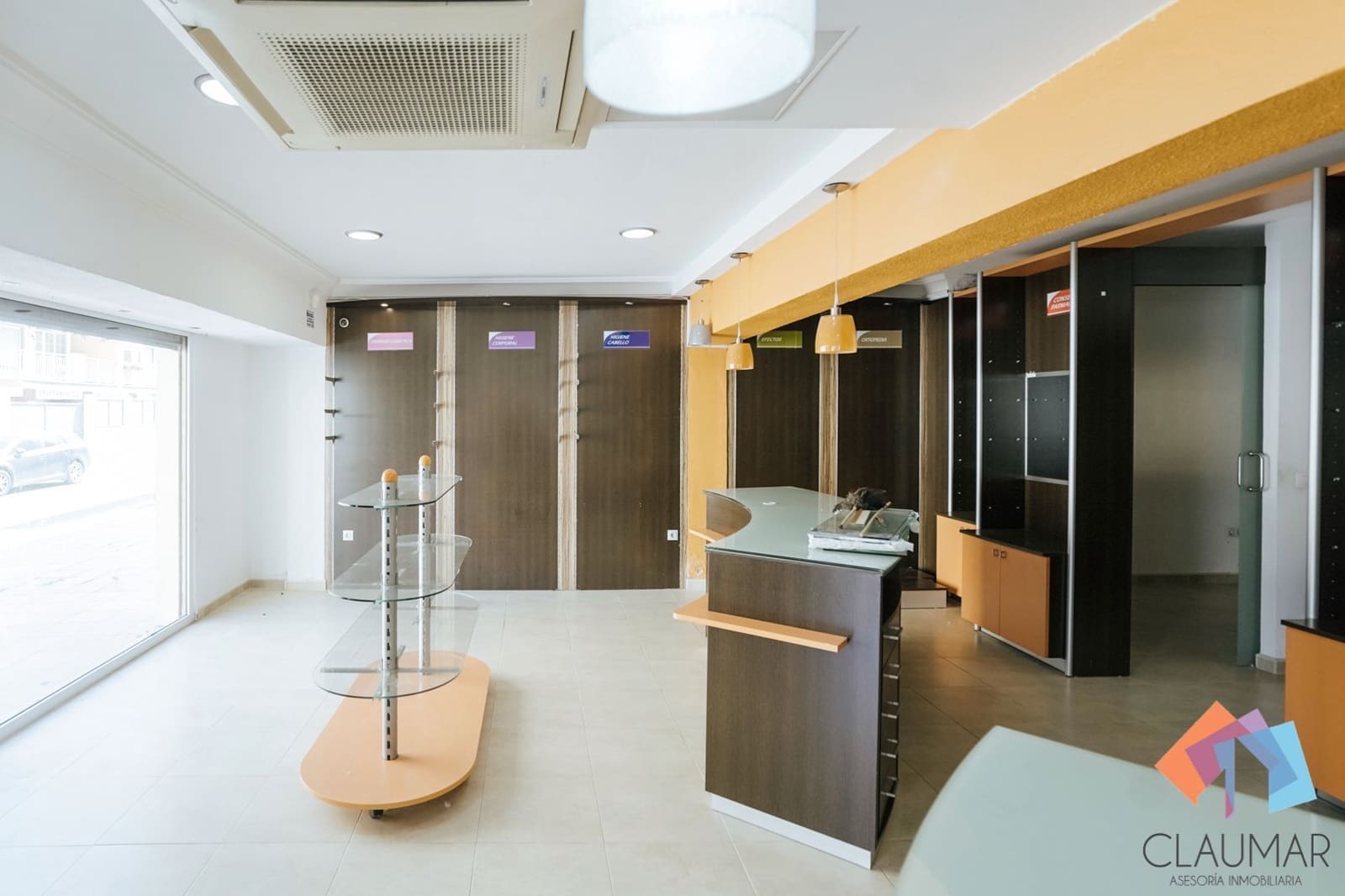 Commercieel te koop in Gandia - € 165.000 (Ref: 8040198)