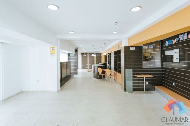 Commercieel te koop in Gandia - € 165.000 (Ref: 8040198)