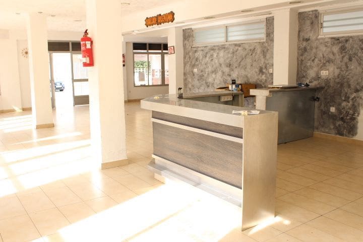 Erhverv til salg i Gandia - € 280.000 (Ref: 8040210)