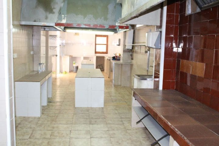 Erhverv til salg i Gandia - € 280.000 (Ref: 8040210)