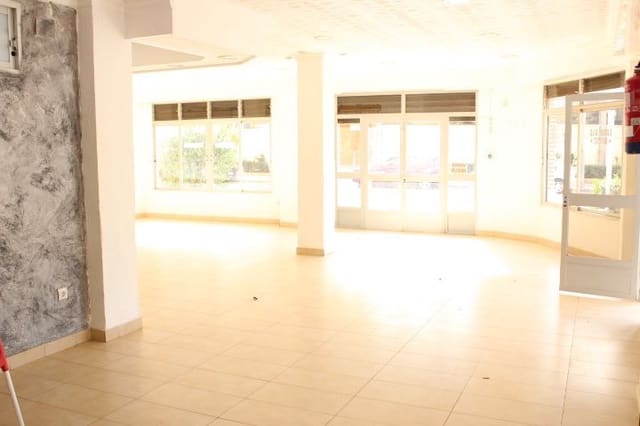 Erhverv til salg i Gandia - € 280.000 (Ref: 8040210)