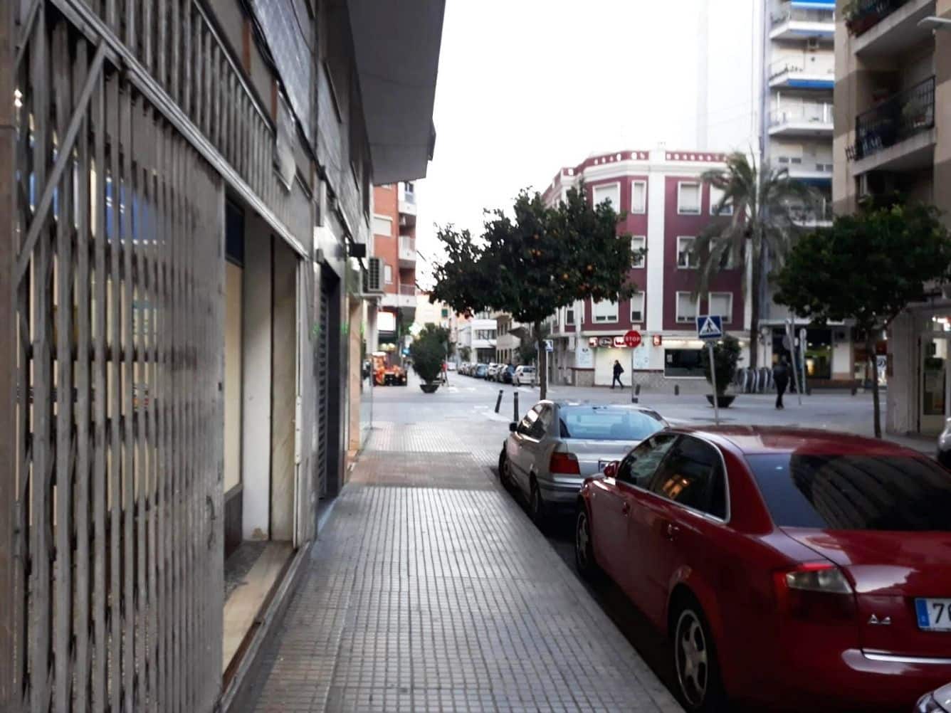 Erhverv til salg i Gandia - € 100.000 (Ref: 8040211)