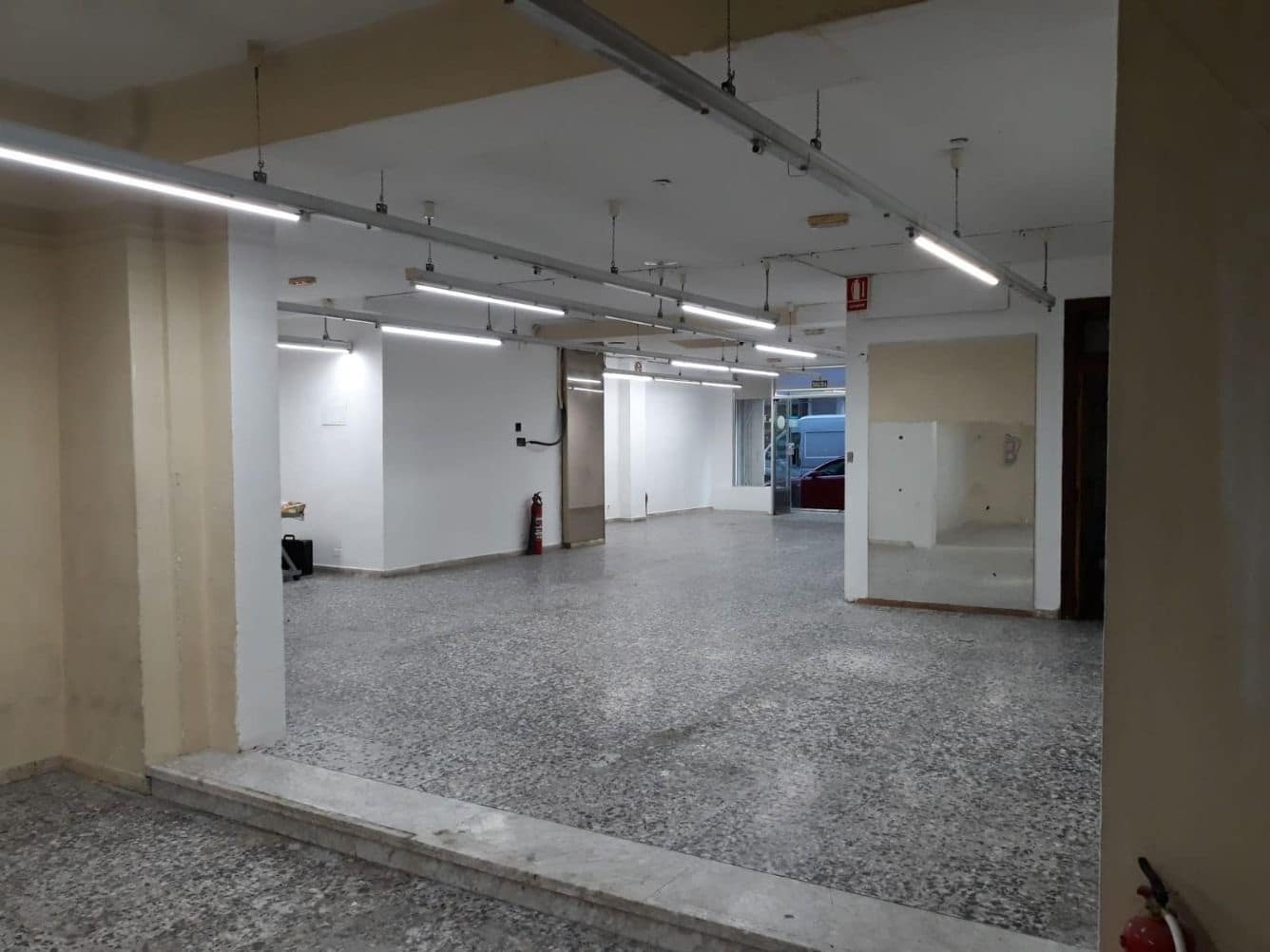 Erhverv til salg i Gandia - € 100.000 (Ref: 8040211)