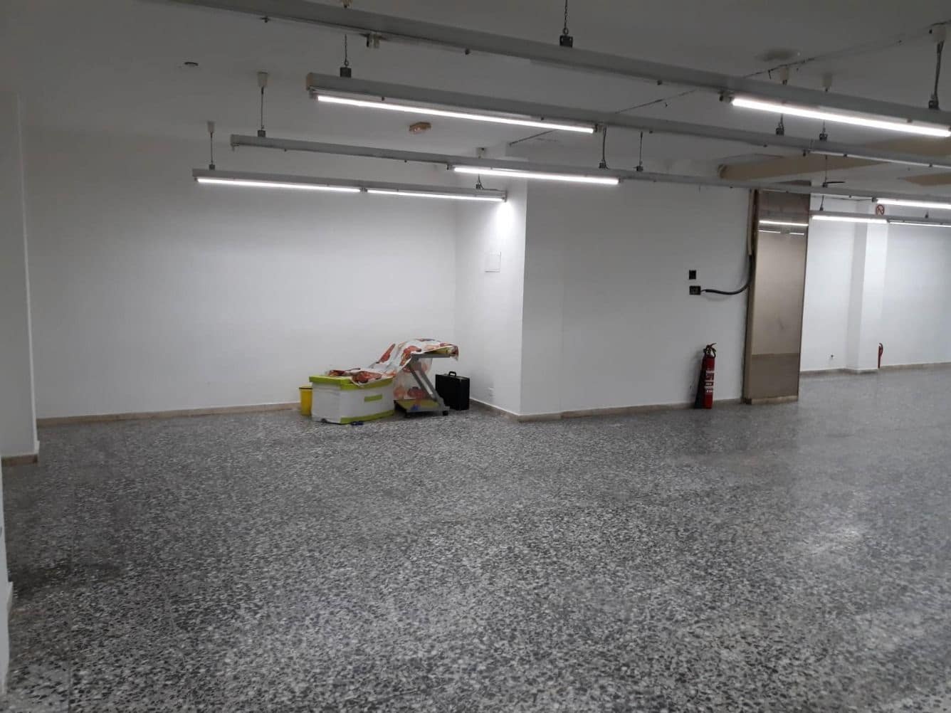 Erhverv til salg i Gandia - € 100.000 (Ref: 8040211)