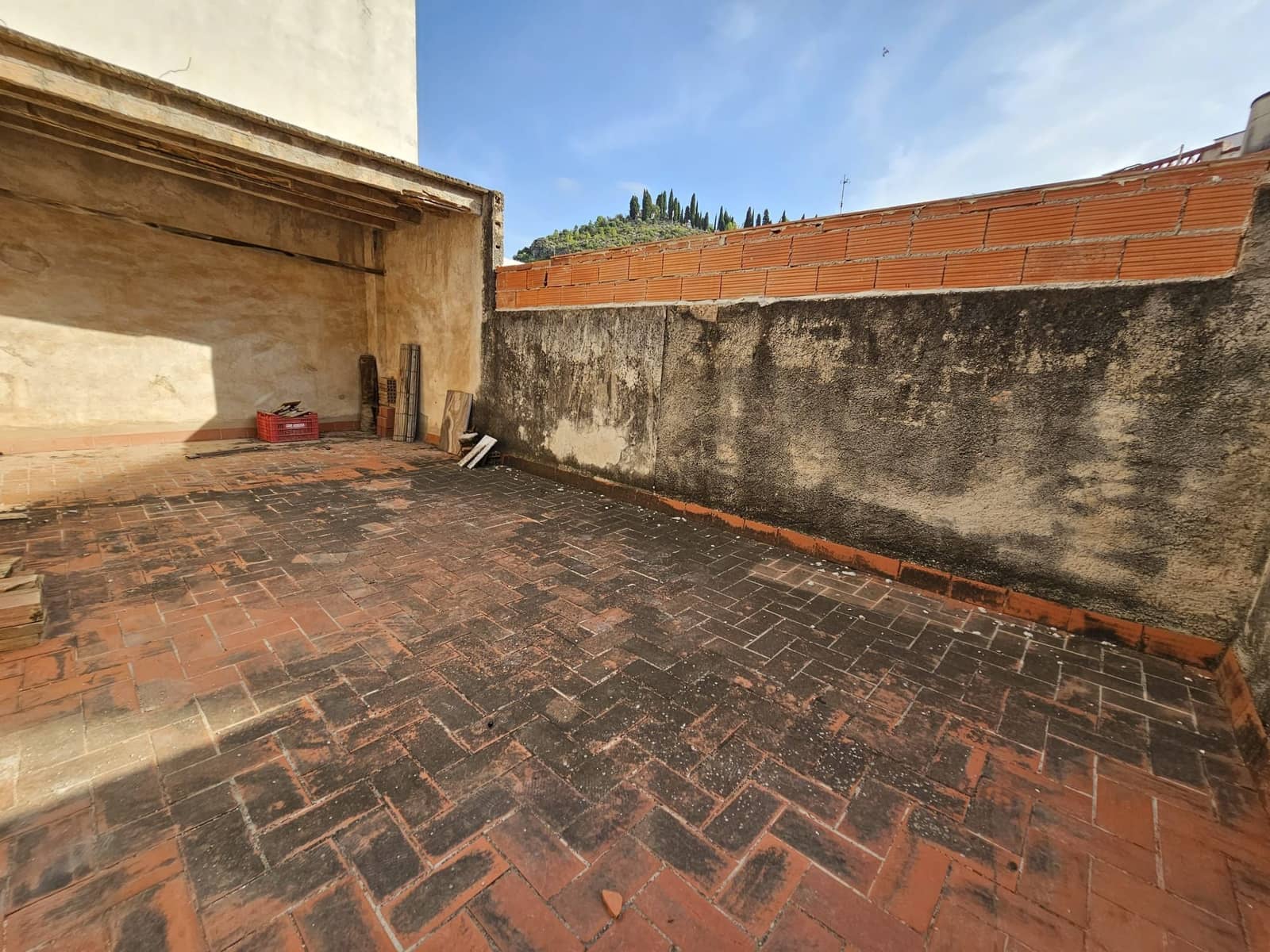 5 bedroom Townhouse for sale in Villalonga - € 149,900 (Ref: 8113052)