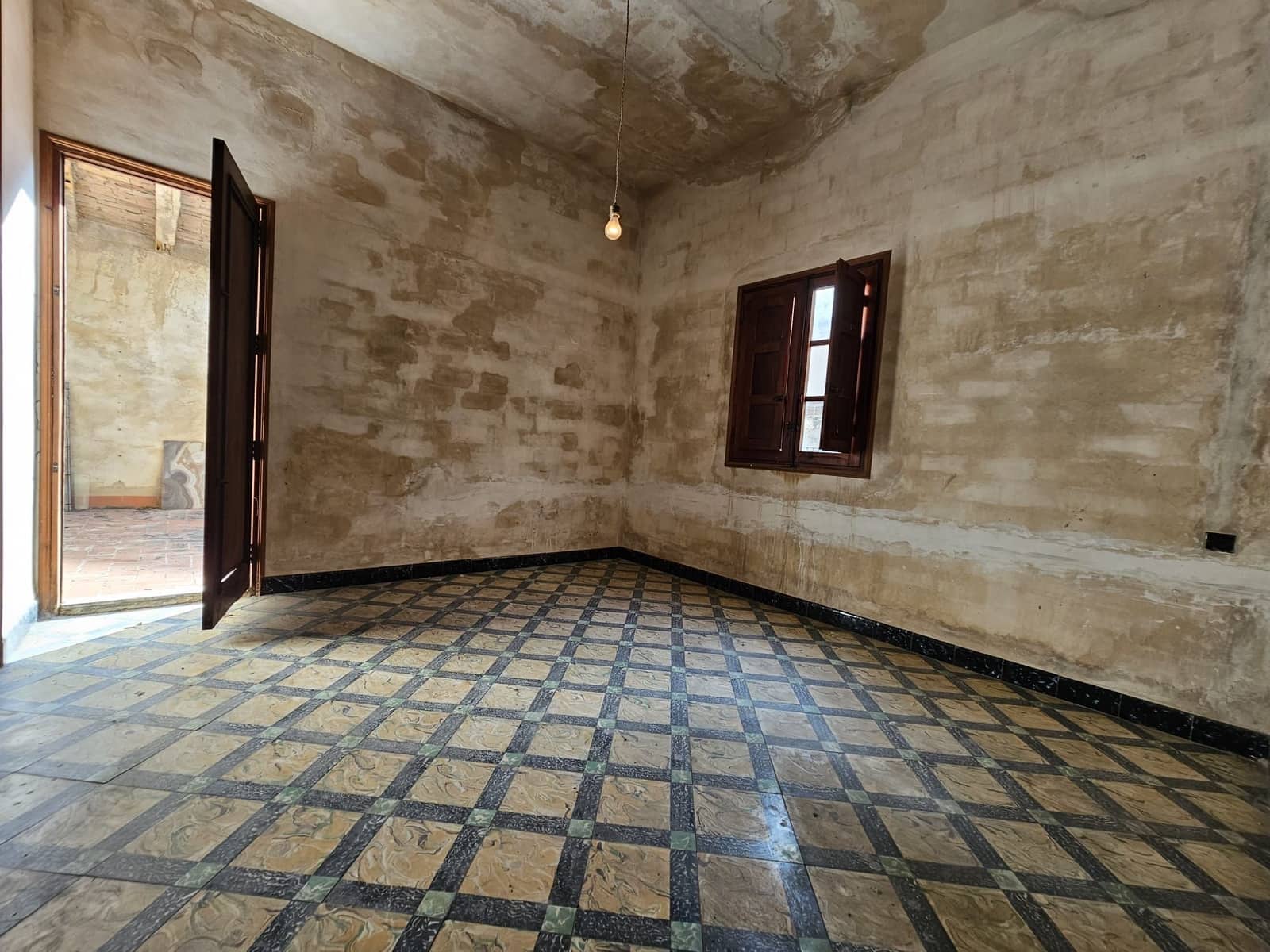 5 bedroom Townhouse for sale in Villalonga - € 149,900 (Ref: 8113052)