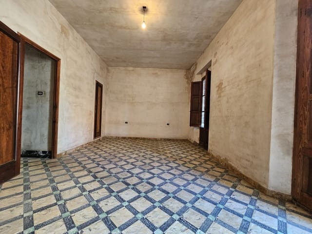 5 bedroom Townhouse for sale in Villalonga - € 149,900 (Ref: 8113052)