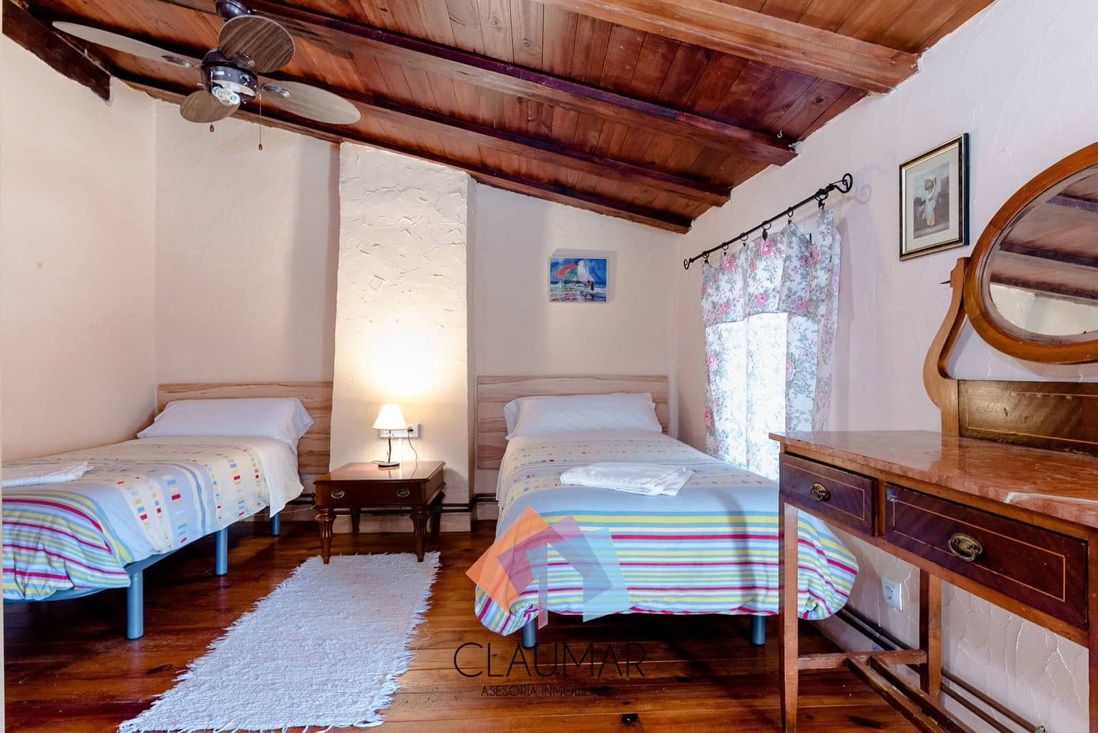 9 soveværelse Hotel til salg i Palomar med swimmingpool - € 270.000 (Ref: 8113071)