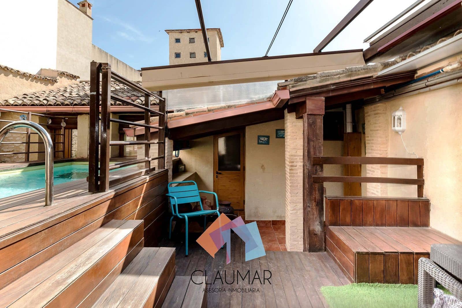 9 soveværelse Hotel til salg i Palomar med swimmingpool - € 270.000 (Ref: 8113071)