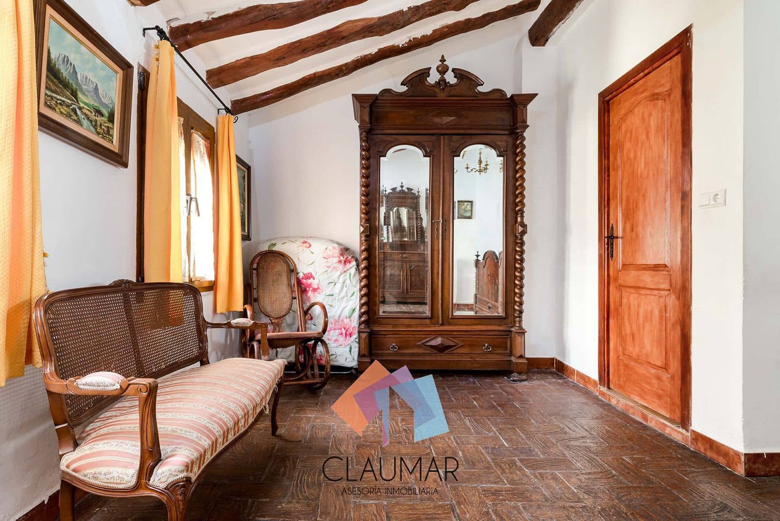 9 soveværelse Hotel til salg i Palomar med swimmingpool - € 270.000 (Ref: 8113071)