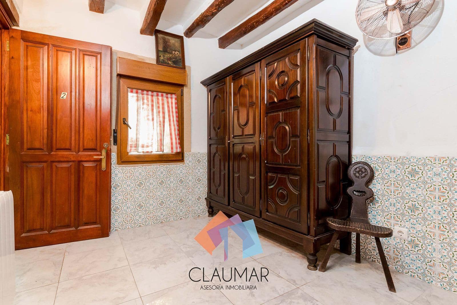 9 soveværelse Hotel til salg i Palomar med swimmingpool - € 270.000 (Ref: 8113071)