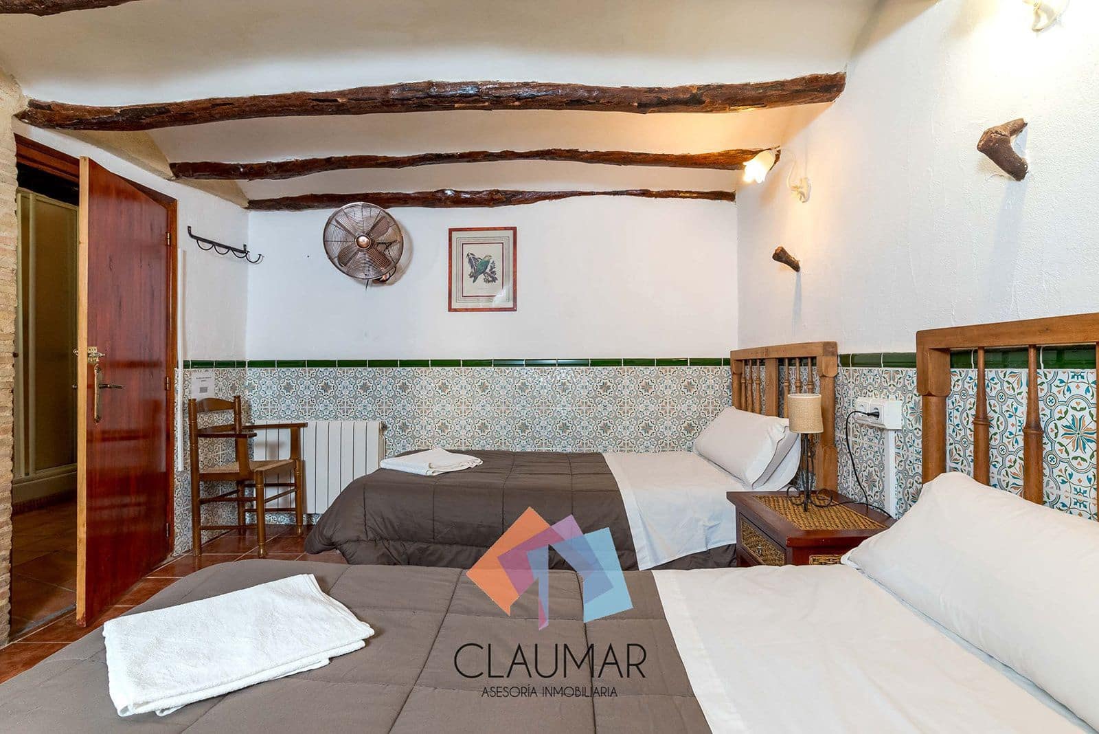 9 soveværelse Hotel til salg i Palomar med swimmingpool - € 270.000 (Ref: 8113071)