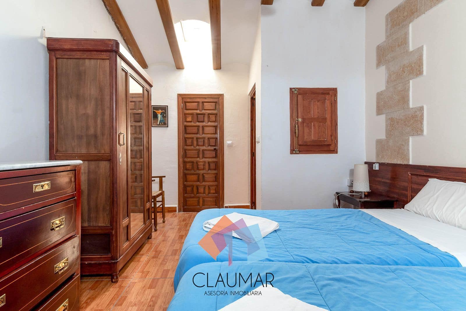 9 soveværelse Hotel til salg i Palomar med swimmingpool - € 270.000 (Ref: 8113071)