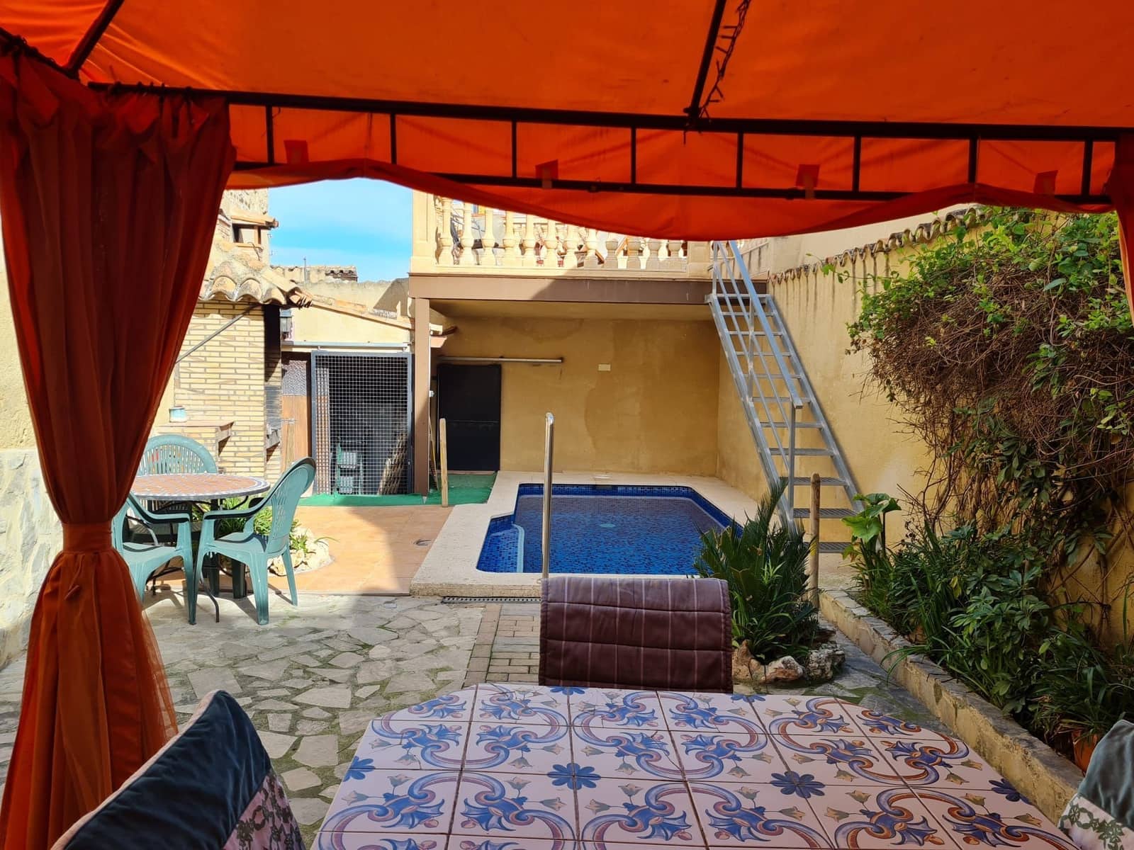 5 soveværelse Finca/Landehus til salg i Palomar med swimmingpool - € 247.000 (Ref: 8113073)